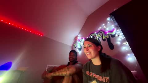 Snapshot of biggz0766 chatting on December 18, 2:06 am biggz0766 online show from December 18, 2:06 am