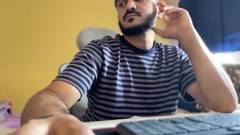 bighandsomesatisfy online show from March 1, 3:30 am