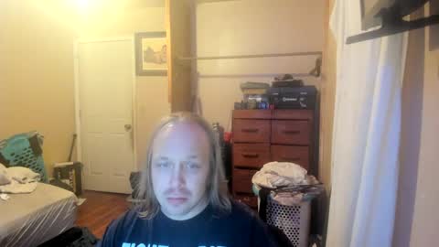 bigmike20129020 online show from February 3, 2:14 am