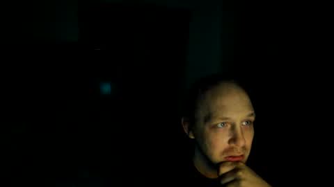 Snapshot of bigmike20129020 chatting on February 25, 8:35 am bigmike20129020 online show from February 25, 8:35 am