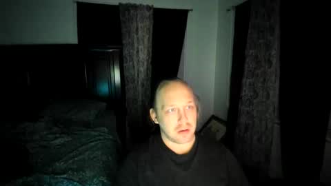 Snapshot of bigmike20129020 chatting on March 1, 8:27 am bigmike20129020 online show from March 1, 8:27 am