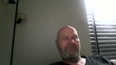 Snapshot of bigmike3339 chatting on February 17, 11:50 am bigmike3339 online show from February 17, 11:50 am