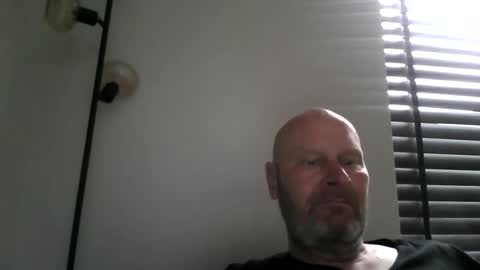 Snapshot of bigmike3339 chatting on March 17, 11:35 am bigmike3339 online show from March 17, 11:35 am