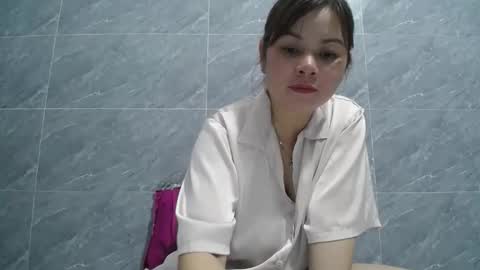 Snapshot of bigpussy_92 chatting on September 15, 11:32 am bigpussy_92 online show from September 15, 11:32 am