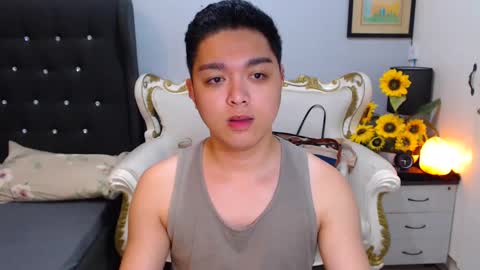 Snapshot of bigshowforyouxx chatting on February 18, 6:59 am Jay online show from February 18, 6:59 am