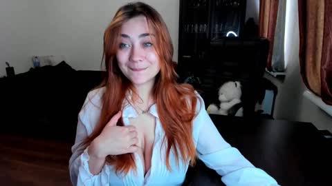Snapshot of bigsmiletits chatting on December 26, 6:30 am Julia online show from December 26, 6:30 am