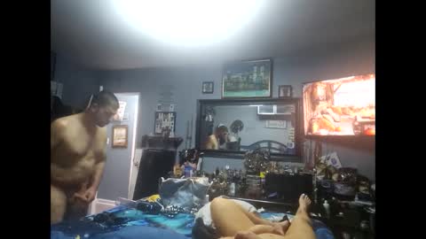 bigsquirt9999 online show from November 4, 6:23 am