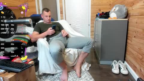 bigsshark online show from October 15, 6:41 pm