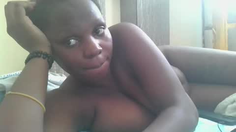 Snapshot of bigtit166077 chatting on October 20, 11:10 am bigtit166077 online show from October 20, 11:10 am