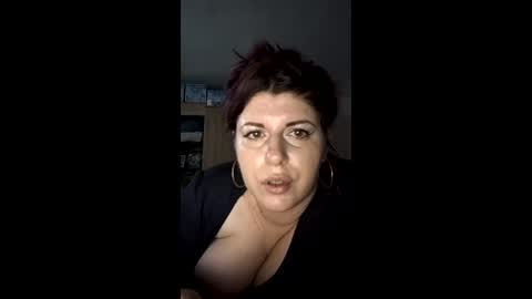 Snapshot of bigtitslala chatting on February 19, 9:44 pm bigtitslala online show from February 19, 9:44 pm