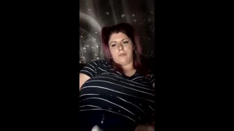 Snapshot of bigtitslala chatting on March 8, 8:45 pm bigtitslala online show from March 8, 8:45 pm