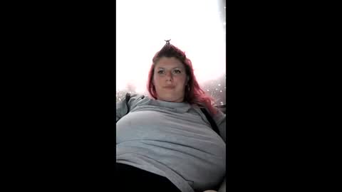 Snapshot of bigtitslala chatting on March 25, 11:27 am bigtitslala online show from March 25, 11:27 am