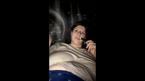 Snapshot of bigtitslala chatting on March 31, 7:58 pm bigtitslala online show from March 31, 7:58 pm