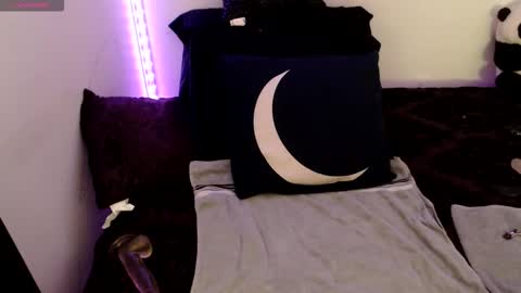 Nichole lights online show from February 14, 9:33 pm