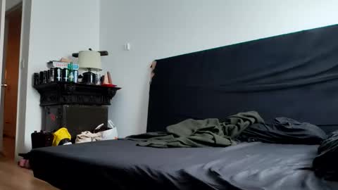 bigtopcircus online show from October 15, 7:03 pm