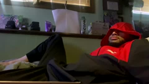 Snapshot of bigwalkdog12 chatting on February 26, 12:59 pm Floppyphallus online show from February 26, 12:59 pm