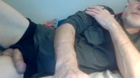 Snapshot of bigwebone chatting on December 28, 5:33 am Bigwebone online show from December 28, 5:33 am