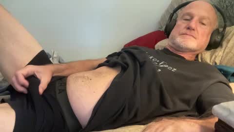 Snapshot of bigwebone chatting on September 29, 8:46 pm Bigwebone online show from September 29, 8:46 pm