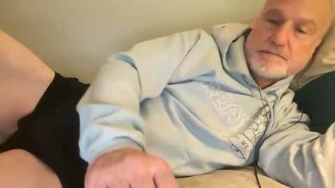 Snapshot of bigwebone chatting on November 29, 4:26 am Bigwebone online show from November 29, 4:26 am