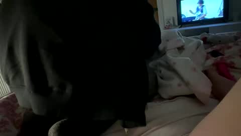 Snapshot of bigwhitecollegebull chatting on October 20, 5:19 am bigwhitecollegebull online show from October 20, 5:19 am