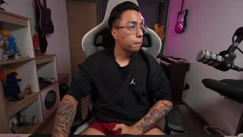 bigxboy96 online show from July 1, 3:41 am