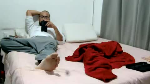 Horny Couple online show from July 12, 4:25 am