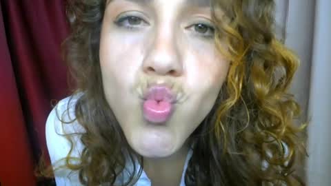 hi  soy   natural girl biki online show from May 27, 1:57 am