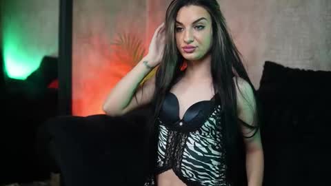 Snapshot of bikijo chatting on November 13, 8:30 pm Biki online show from November 13, 8:30 pm