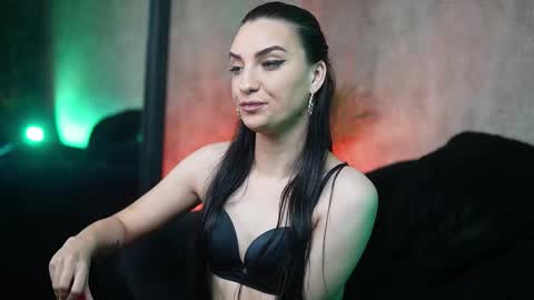 Snapshot of bikijo chatting on December 1, 8:25 pm Biki online show from December 1, 8:25 pm