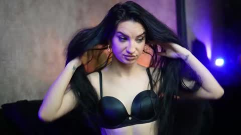 Snapshot of bikijo chatting on December 15, 7:07 pm Biki online show from December 15, 7:07 pm