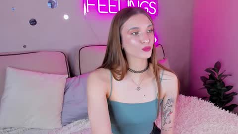 Snapshot of billie_simmons chatting on November 19, 9:53 am Alisha online show from November 19, 9:53 am