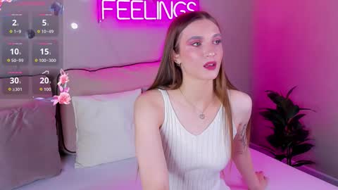 Snapshot of billie_simmons chatting on November 27, 9:33 am Alisha online show from November 27, 9:33 am