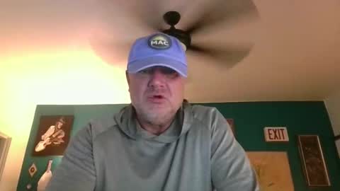 Snapshot of billjames55 chatting on April 11, 9:52 pm billjames55 online show from April 11, 9:52 pm