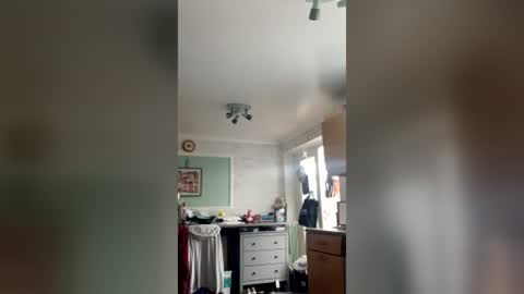 billlllllyb online show from July 28, 12:59 pm