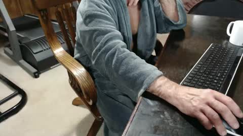 billy471 online show from December 29, 10:34 am