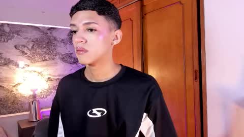 Sam online show from March 10, 2:22 pm