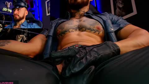 billy online show from November 5, 6:30 pm