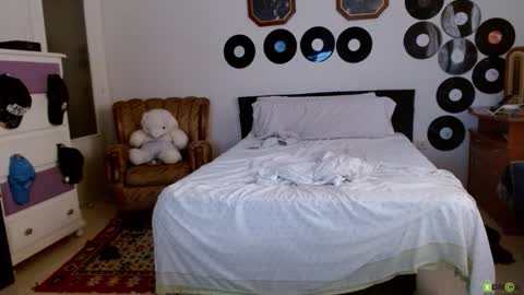 Bill online show from October 12, 10:25 am