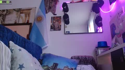 Snapshot of bilmapiedradura chatting on March 10, 7:13 am Bill online show from March 10, 7:13 am