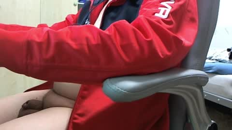 Snapshot of bilove222 chatting on December 5, 4:23 pm bilove222 online show from December 5, 4:23 pm