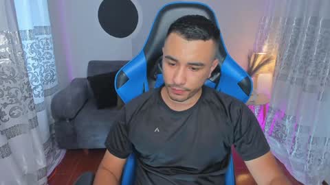 Snapshot of bilyryan1 chatting on January 19, 8:41 pm Nick Moca online show from January 19, 8:41 pm