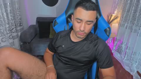 Snapshot of bilyryan1 chatting on January 19, 11:43 pm Nick Moca online show from January 19, 11:43 pm