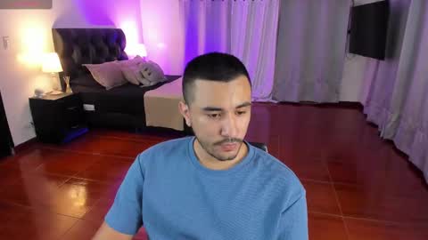 Snapshot of bilyryan1 chatting on February 11, 2:25 am Nick Moca online show from February 11, 2:25 am