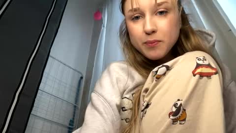 bimboiiii online show from March 26, 5:51 pm