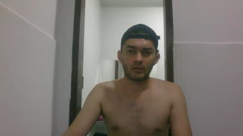 binhodm1 online show from March 5, 4:13 am