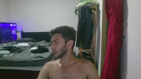 binhodm1 online show from February 4, 6:19 am