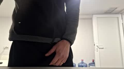 Snapshot of bisexdadd chatting on January 9, 4:30 am bisexdadd online show from January 9, 4:30 am