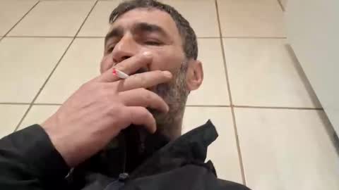 Snapshot of bisexdadd chatting on December 1, 11:04 am bisexdadd online show from December 1, 11:04 am