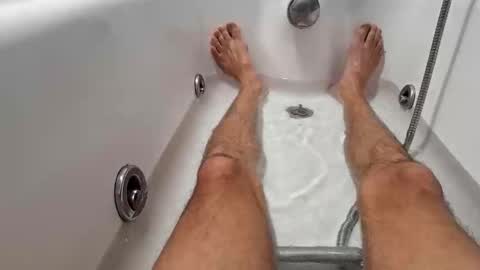 Snapshot of bisexdadd chatting on December 20, 8:54 am bisexdadd online show from December 20, 8:54 am