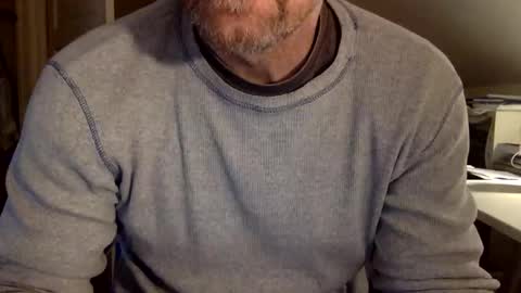 Snapshot of bisonbar chatting on March 12, 2:34 pm BisonBar online show from March 12, 2:34 pm